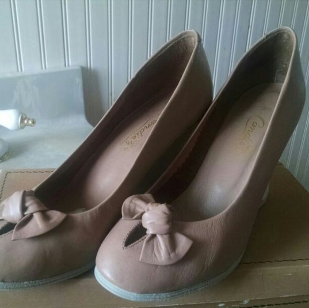 Candies Leather Pump Shoes